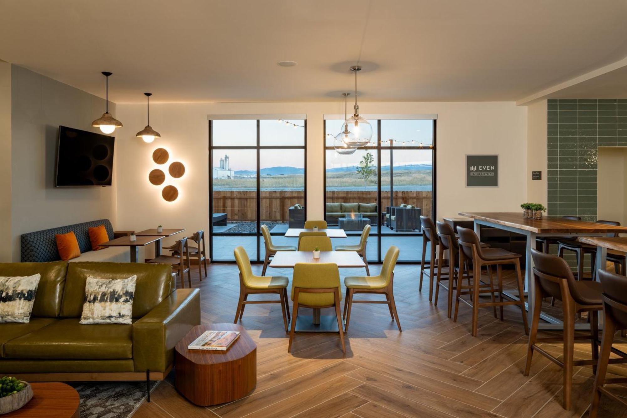 Even Hotel Bozeman Yellowstone Intl Arpt By Ihg Belgrade Exterior photo