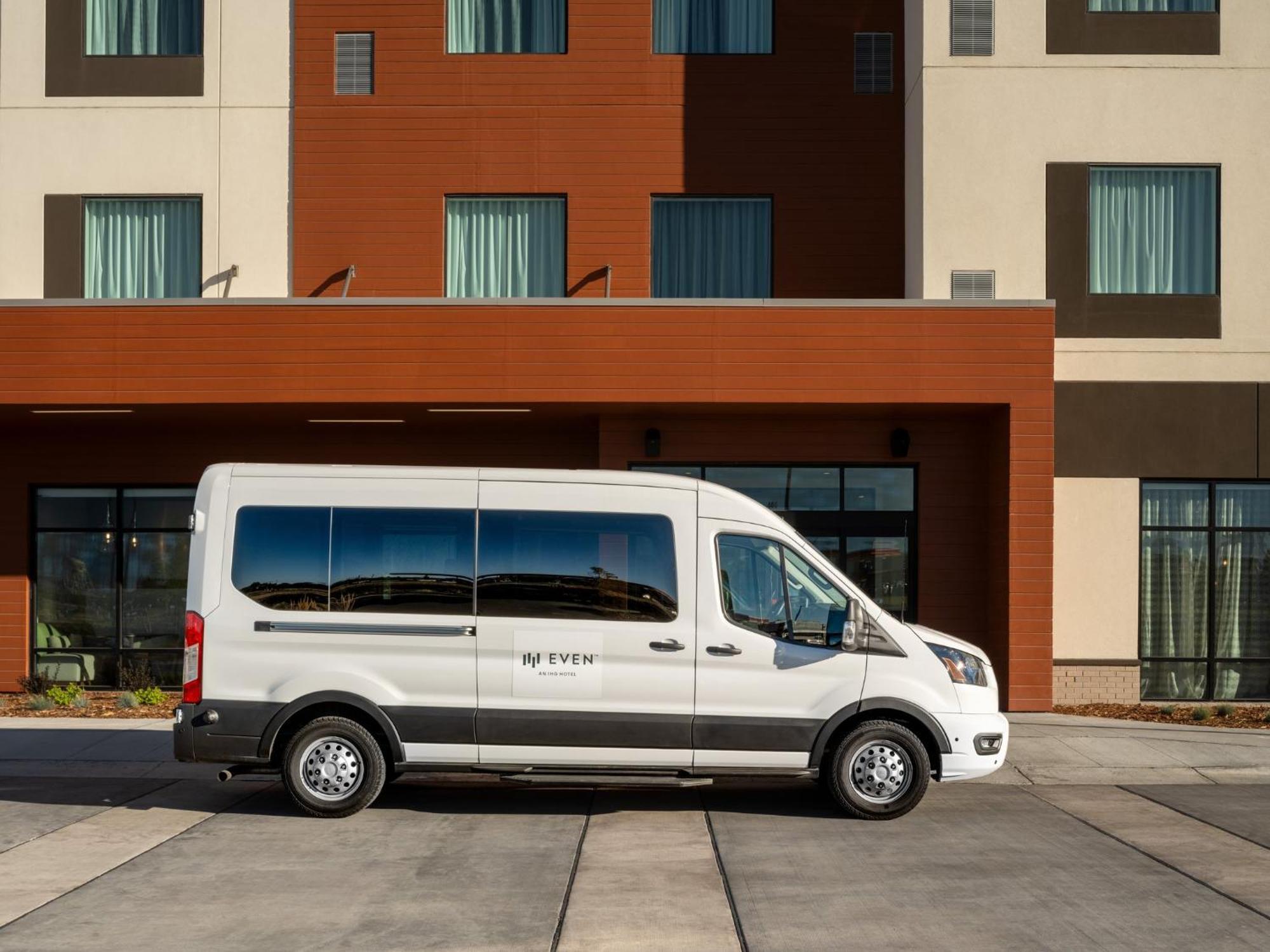 Even Hotel Bozeman Yellowstone Intl Arpt By Ihg Belgrade Exterior photo